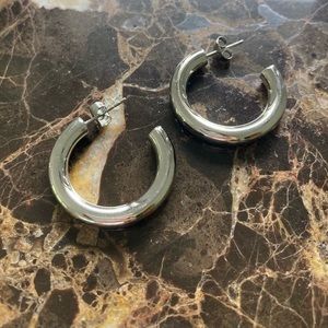 Bagatiba Mini Silver Hoops